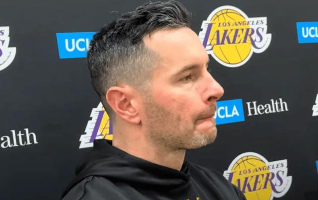 旺财28-雷迪克：需要另一个人保护篮筐 我们会重启双塔