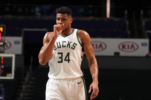 旺财28官网-失去常规赛统治力？字母哥：养成良好习惯需要时间